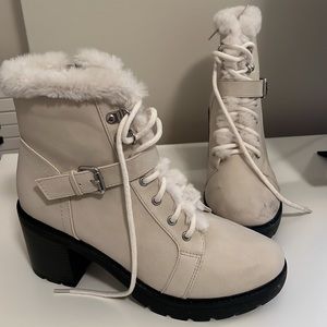 Esprit Elaine cream faux fur boots Size 9